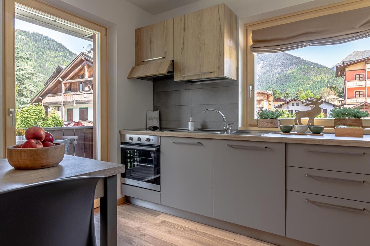 Suite Italy Pinzolo Due Giustino Extérieur photo